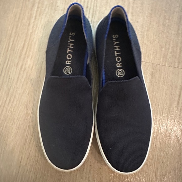 Deep Navy Rothy’s Sneaker 8 - Picture 4 of 7